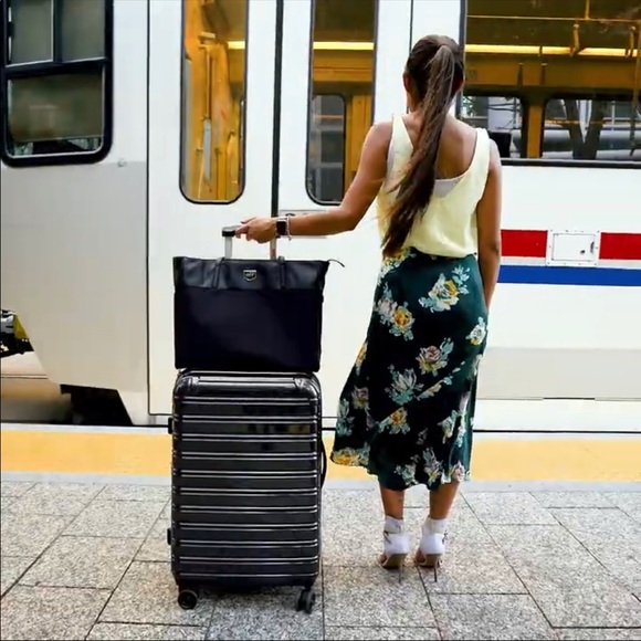 Freshly picked Carryon bag - Picture 7 of 8